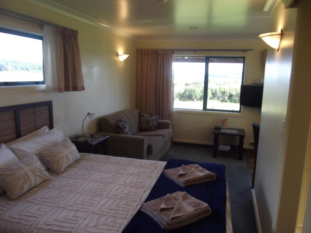 Отель The Little Farm Coromandel Экстерьер фото