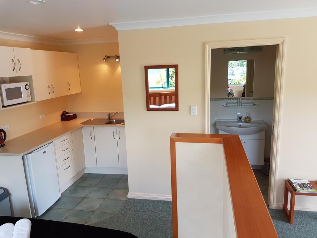 Отель The Little Farm Coromandel Экстерьер фото
